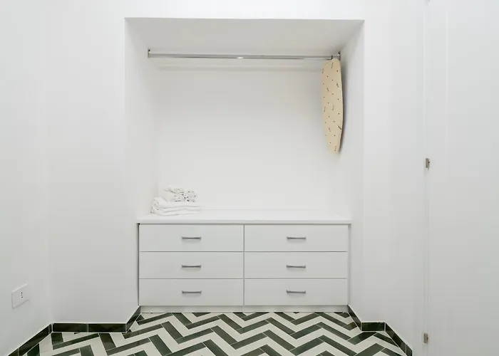 Honey - De Vivo Realty * Positano